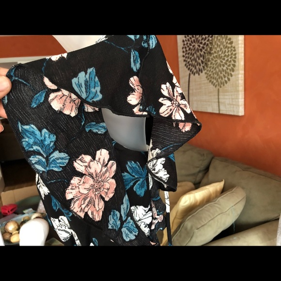 Floral Flowy Summer High/Low Dress - Picture 3 of 5